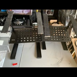 Laptop stand in metal